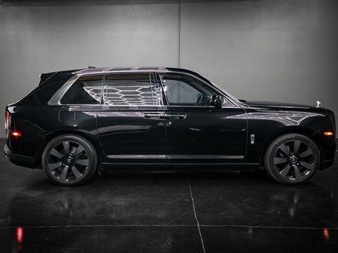 Used 2020 Rolls-Royce Cullinan AWD/4WD image 5