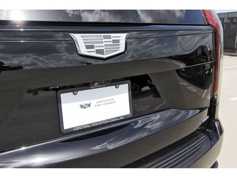 Used 2023 Cadillac Escalade ESV Sport Platinum w/ LPO, Floor Liner Package AWD/4WD image 32