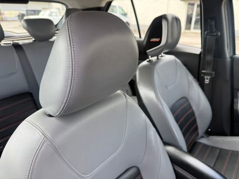 Used 2024 Nissan Kicks SR w/ SR Premium Package FWD image 20