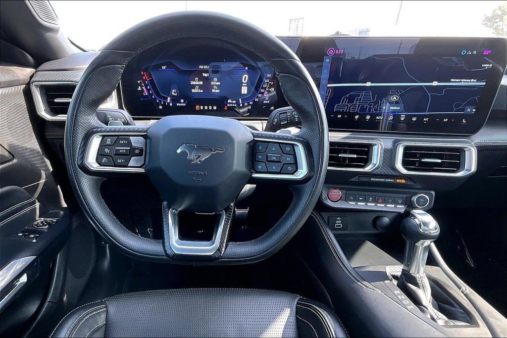 Used 2025 Ford Mustang GT Premium RWD image 10