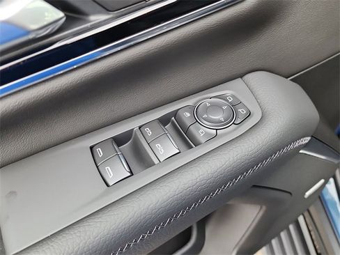 New 2026 GMC Yukon XL Denali w/ Sun & Power Step Package image 12