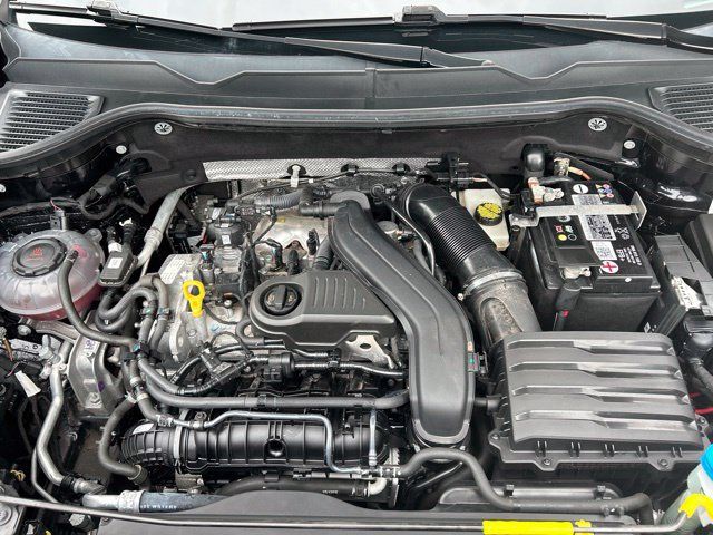 Used 2023 Volkswagen Taos SE FWD image 9