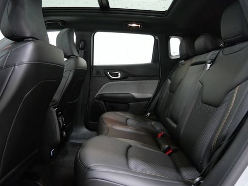 New 2026 Jeep Compass Latitude AWD/4WD image 24