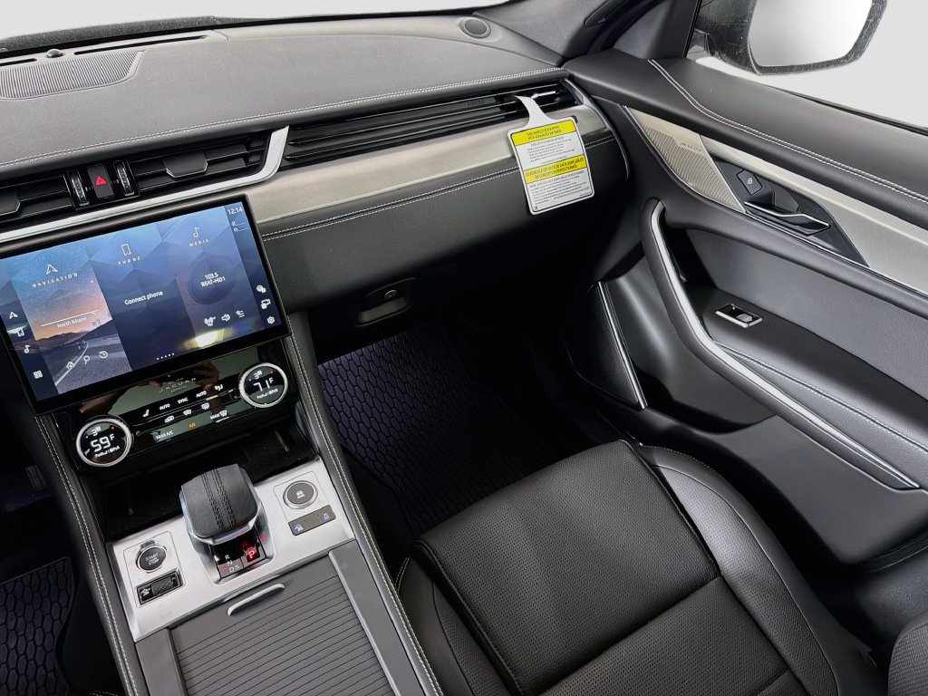 New 2026 Jaguar F-PACE R-Dynamic S AWD/4WD image 25
