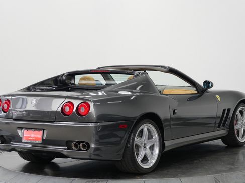 Used 2005 Ferrari 575M Maranello Superamerica RWD image 9