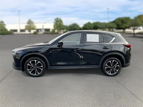 Used 2022 MAZDA CX-5 AWD 2.5 S w/ Premium Package image 3
