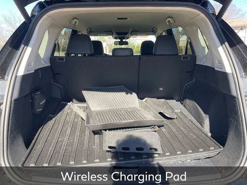 Used 2025 Nissan Rogue SV w/ Rock Creek Premium Package image 10