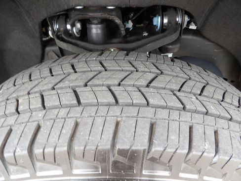 Used 2023 GMC Sierra 3500 Denali w/ Denali Ultimate Package image 69