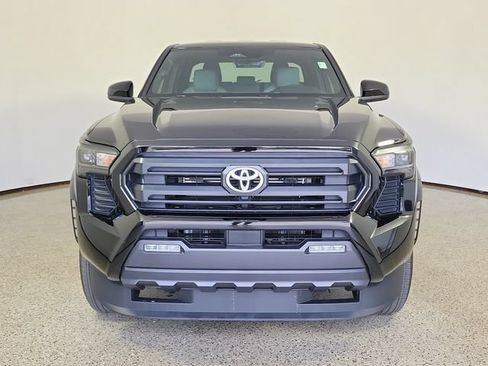 Used 2025 Toyota Tacoma SR5 AWD/4WD image 3