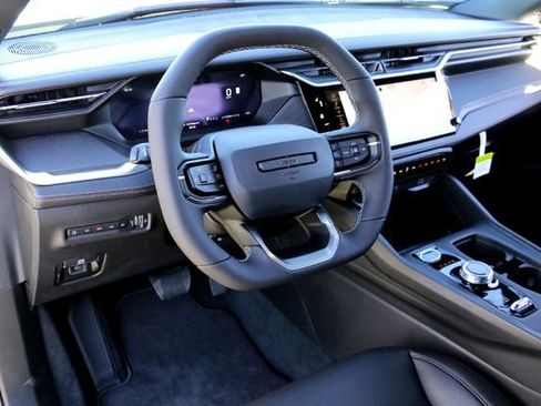 New 2026 Jeep Cherokee Overland image 8