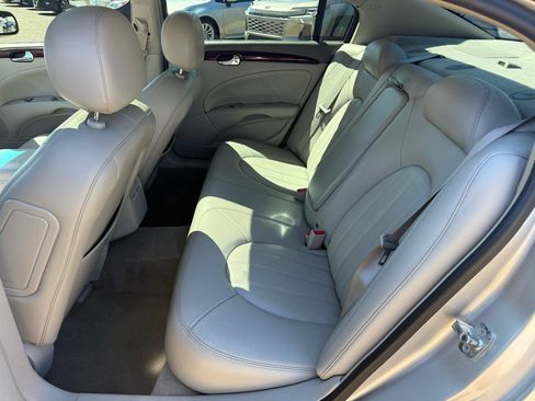 Used 2008 Buick Lucerne CXL w/ Driver Confidence Package FWD image 12