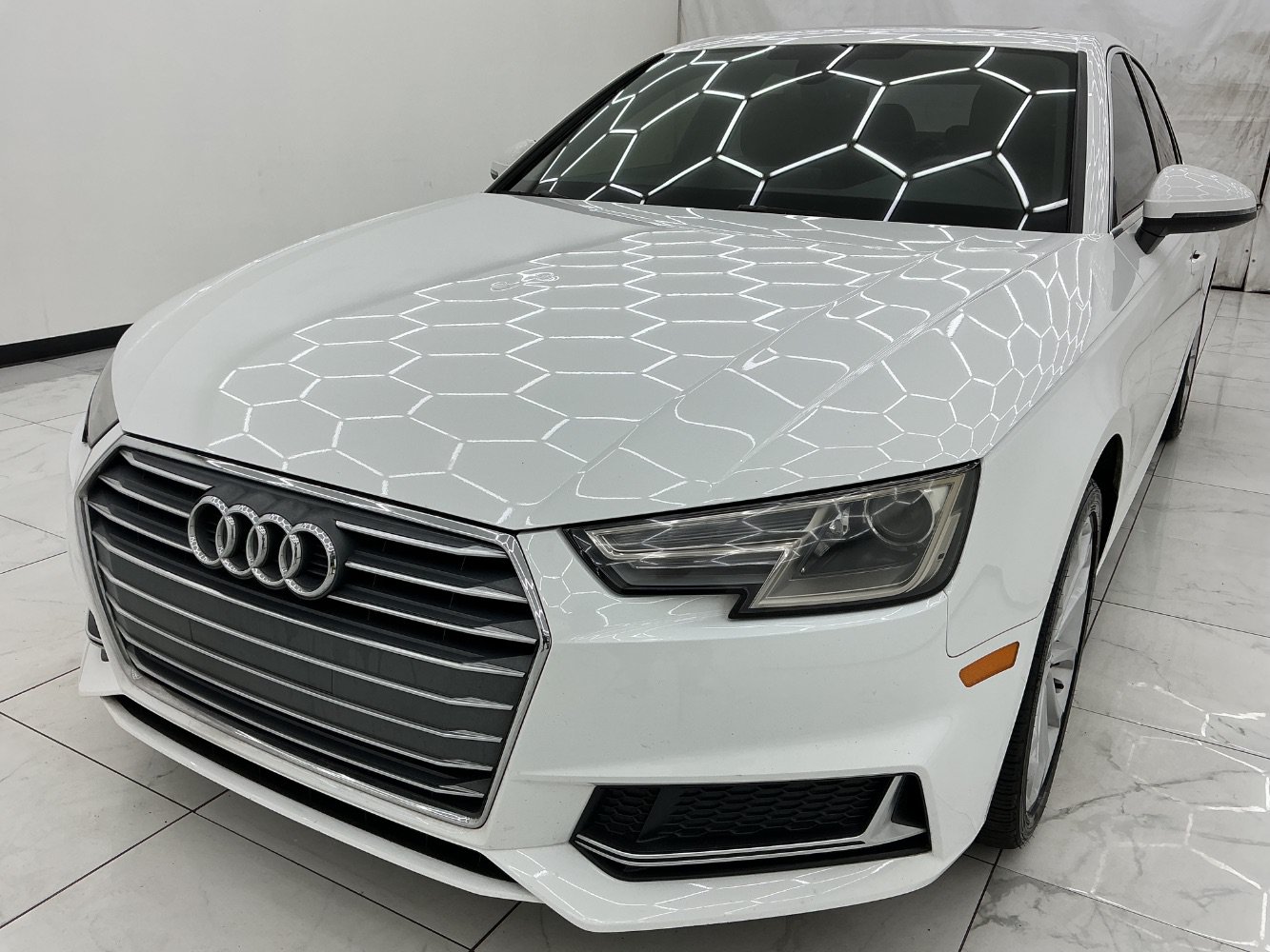 Used 2019 Audi A4 2.0T Premium w/ Convenience Package FWD image 1
