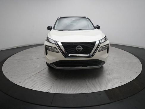 Certified 2023 Nissan Rogue SL w/ SL Premium Package image 11