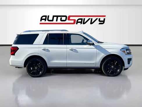 Used 2023 Ford Expedition Platinum AWD/4WD image 8
