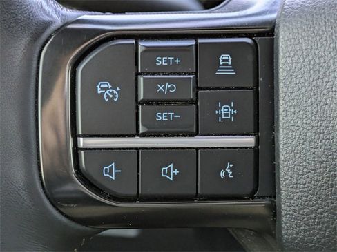 Used 2024 Ford F250 Platinum image 26