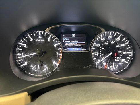 Used 2019 Nissan Pathfinder SL w/ SL Premium Package image 21