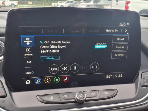 Used 2024 Chevrolet Blazer RS w/ Enhanced Convenience Package FWD image 4