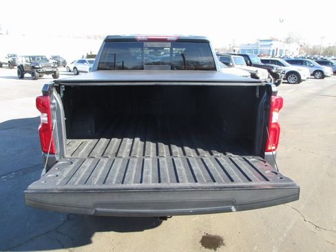 Used 2019 Chevrolet Silverado 1500 LT Trail Boss image 6
