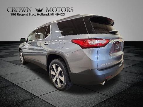 Used 2020 Chevrolet Traverse LT w/ LT Premium Package AWD/4WD image 5