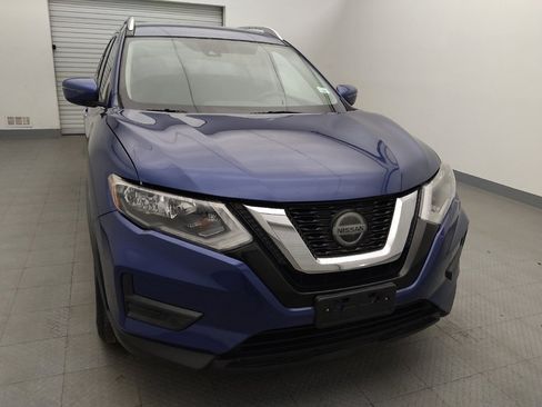 Used 2020 Nissan Rogue SV image 14
