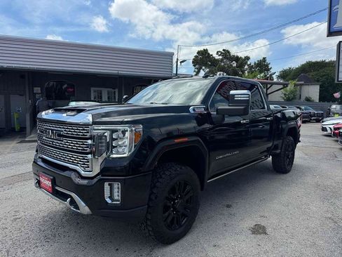 Used 2020 GMC Sierra 2500 Denali w/ Denali Ultimate Package AWD/4WD image 2
