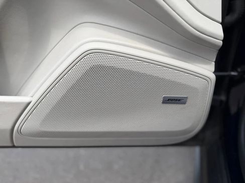 Used 2018 Porsche Panamera image 45