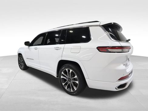Used 2022 Jeep Grand Cherokee L Overland image 2