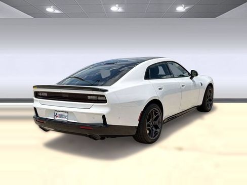 New 2026 Dodge Charger Scat Pack w/ Blacktop Package AWD/4WD image 9