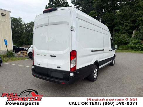 Used 2018 Ford Transit 250 148 High Roof Extended RWD image 12