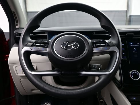 Used 2024 Hyundai Tucson SE image 20
