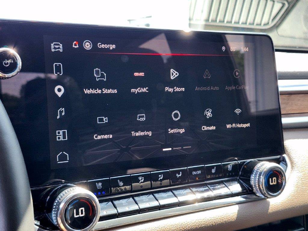 Used 2026 GMC Canyon Denali AWD/4WD image 19