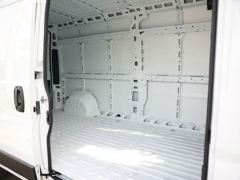New 2026 RAM ProMaster 2500 image 31