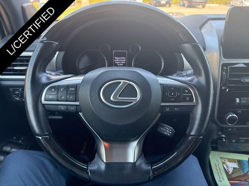 Used 2022 Lexus GX 460 Luxury w/ Accessory Package image 25