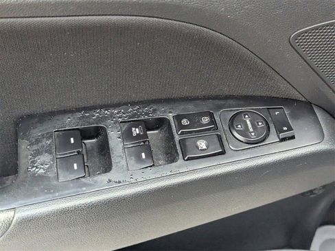 Used 2018 Hyundai Elantra Value Edition image 22