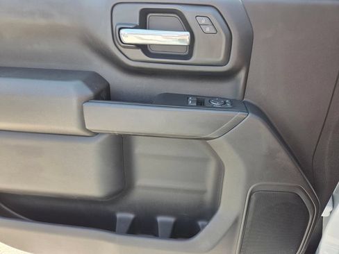 Used 2025 Chevrolet Silverado 2500 W/T RWD image 19