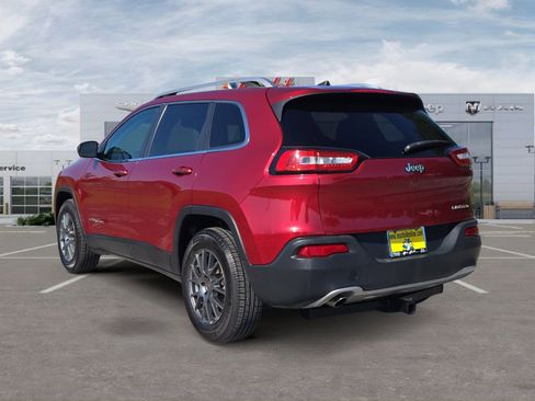 Used 2016 Jeep Cherokee Limited FWD image 3