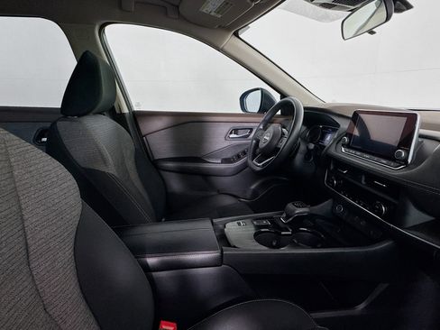 Used 2023 Nissan Rogue SV FWD image 28
