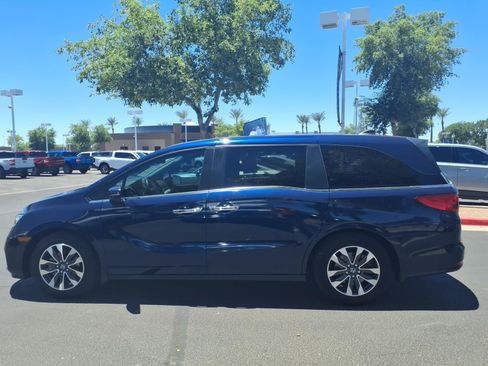 Used 2023 Honda Odyssey EX-L image 7
