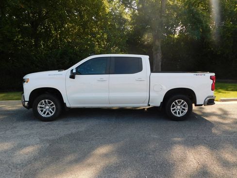 Used 2021 Chevrolet Silverado 1500 LT w/ Bed Protection Package AWD/4WD image 2