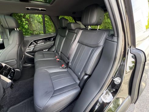 Used 2024 Land Rover Range Rover SE AWD/4WD image 47