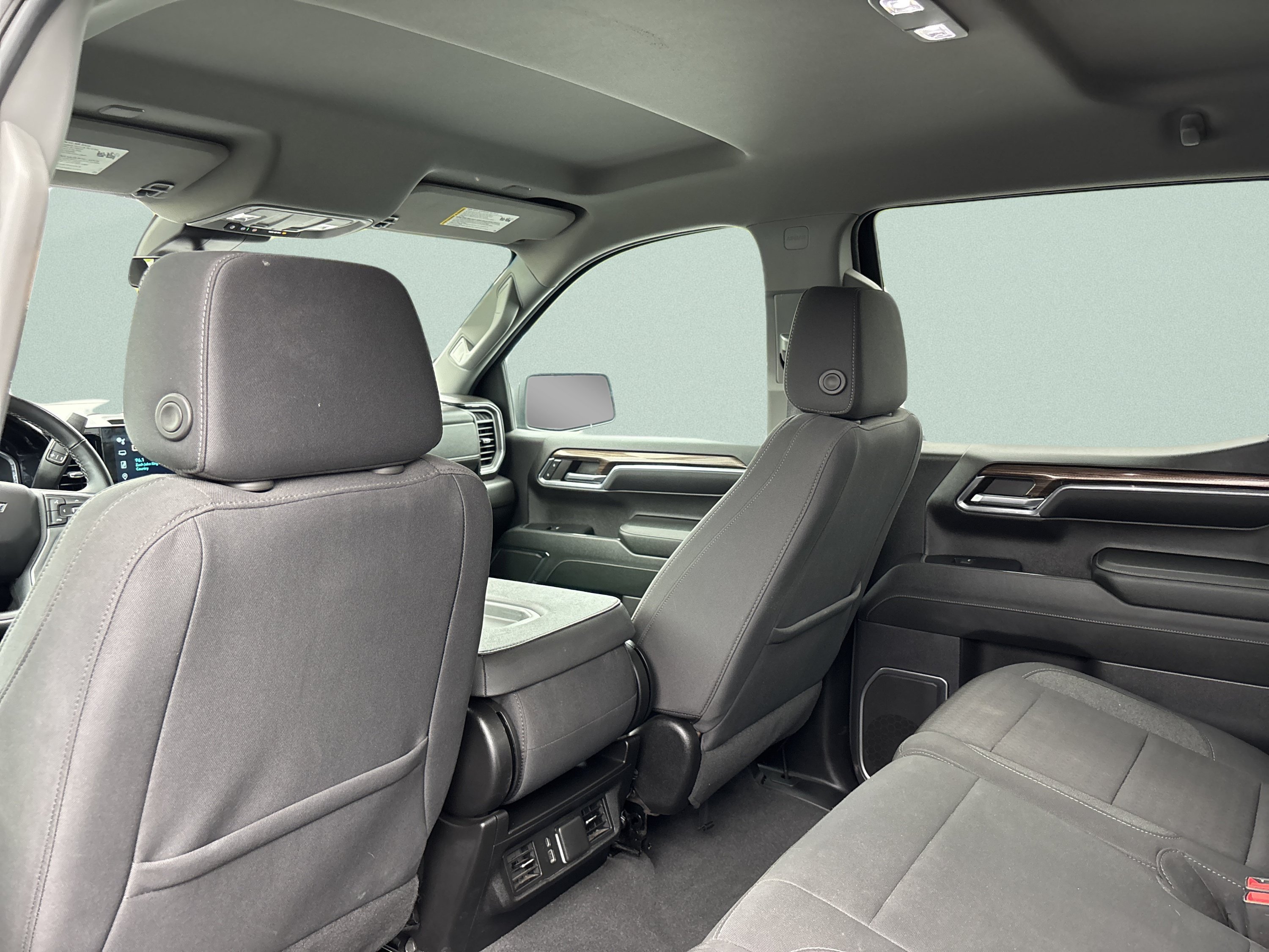 Used 2024 Chevrolet Silverado 1500 LT AWD/4WD image 18