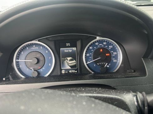 Used 2017 Toyota Camry XLE FWD image 7