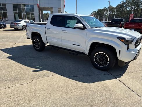 New 2026 Toyota Tacoma TRD Sport image 9