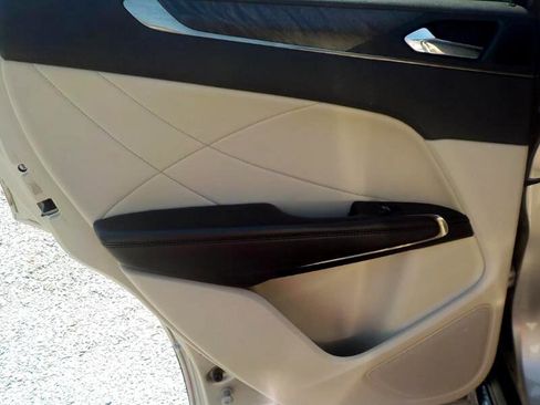 Used 2017 Lincoln MKC Reserve image 29