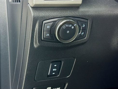 Used 2017 Ford F250 Lariat w/ Chrome Package RWD image 12