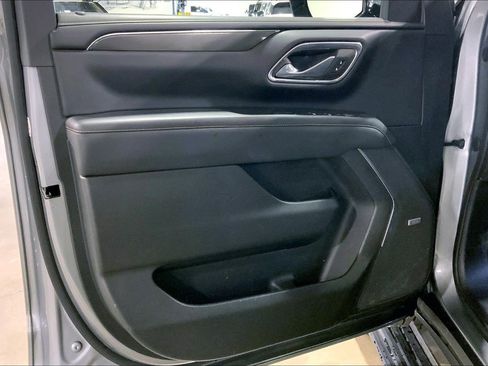 Used 2023 GMC Yukon XL AT4 image 21