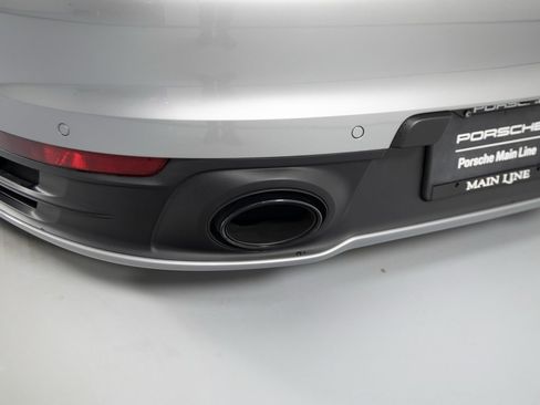 Certified 2023 Porsche 911 Carrera image 43