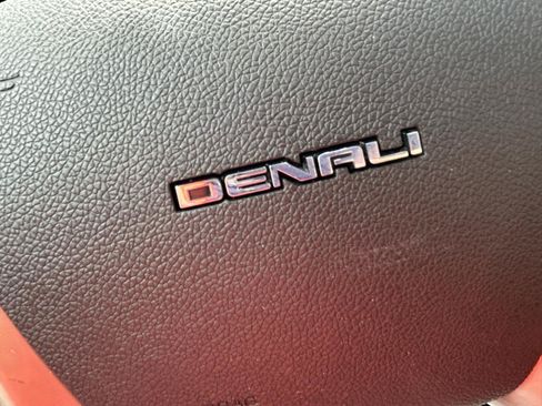 Used 2016 GMC Acadia Denali AWD/4WD image 22