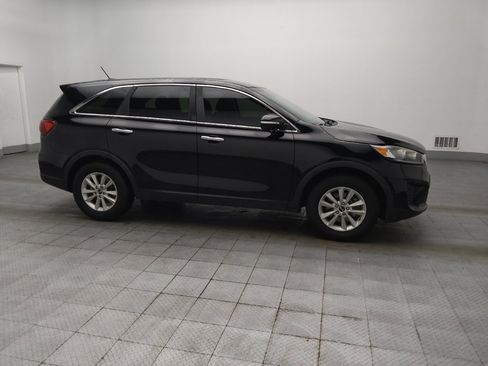Used 2020 Kia Sorento LX FWD image 11