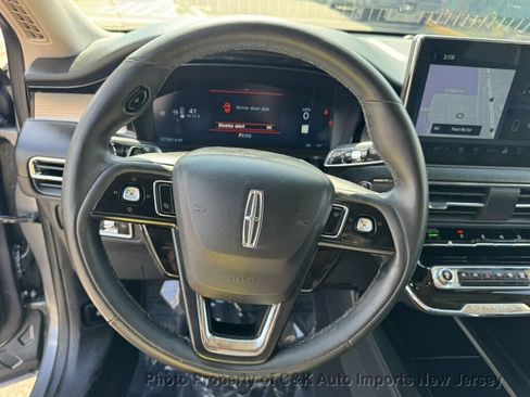 Used 2024 Lincoln Corsair AWD w/ Equipment Group 101A image 17